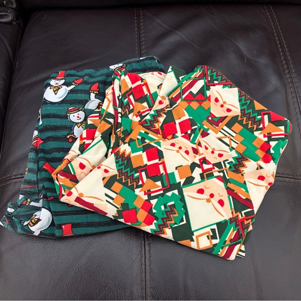 👖LuLaRue Holiday Leggings Bundle - One Size